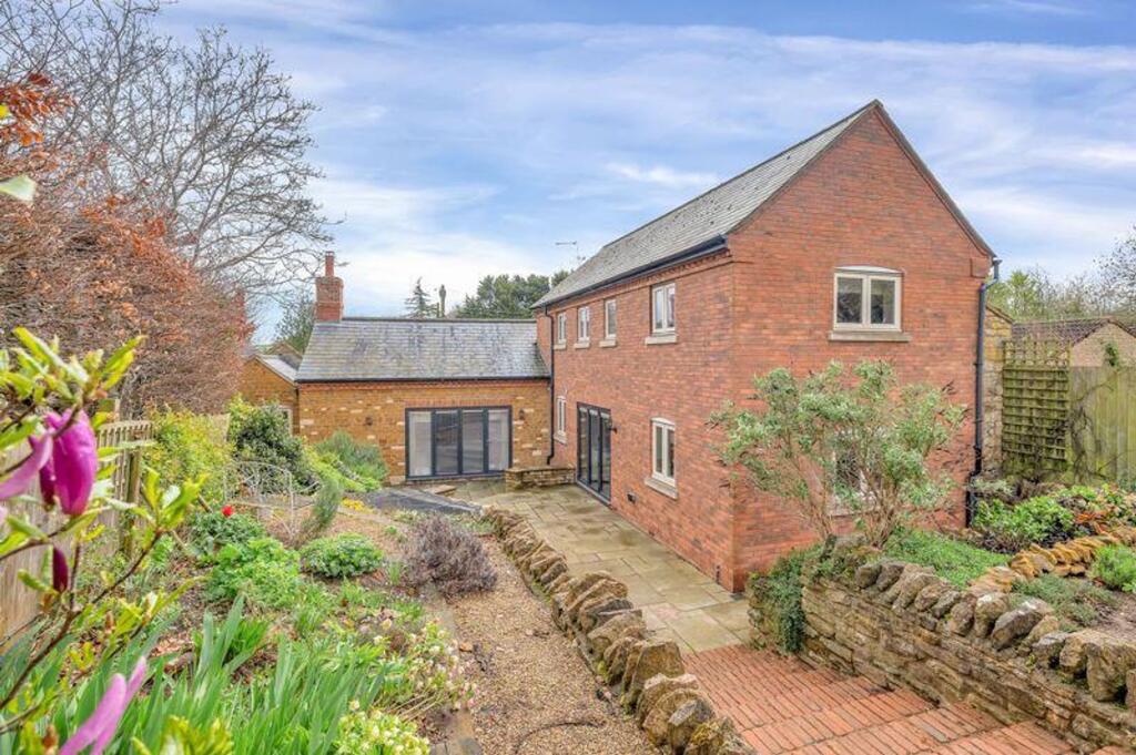 House in Leicester - View 5