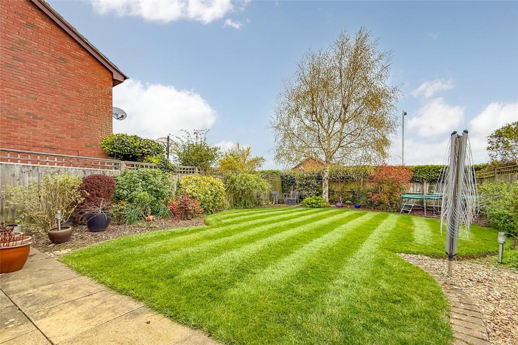 Additional image 3 of Mayfair Close, St. Albans, Hertfordshire, AL4