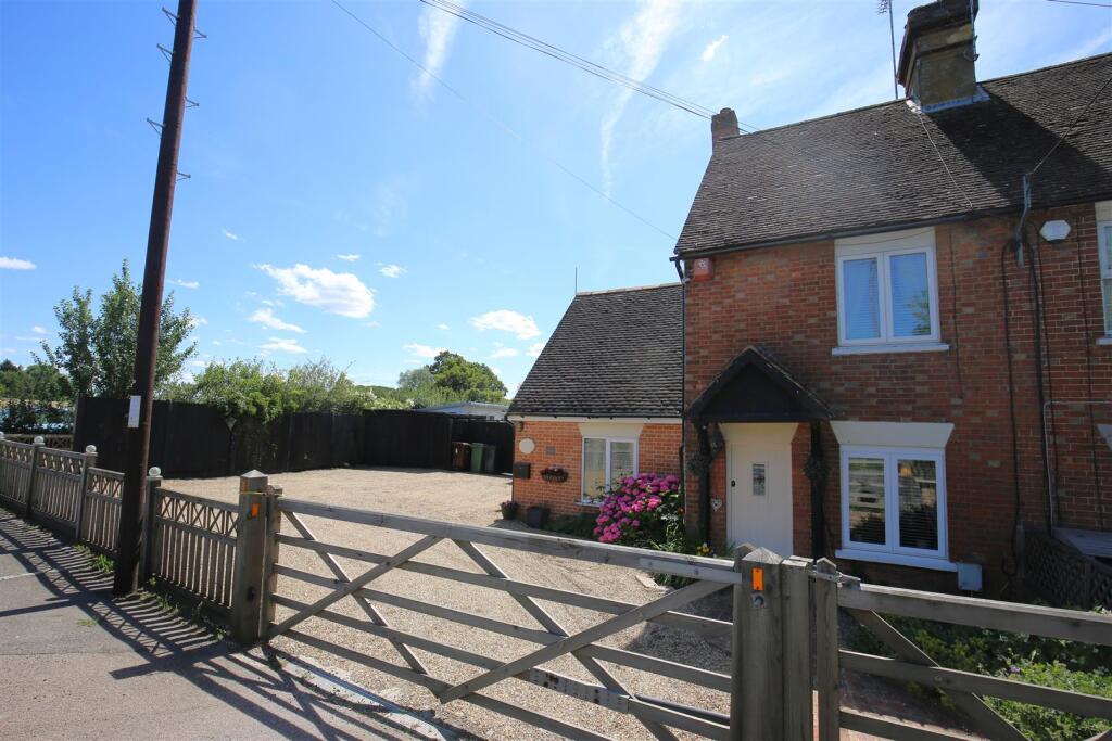 Main image of property: Headcorn Road, Sutton Valence, Maidstone