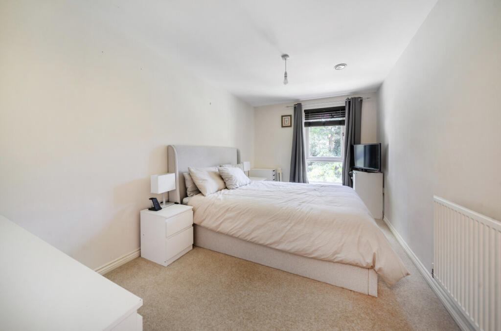 36 Jaguar Lane, Bracknell - View 5