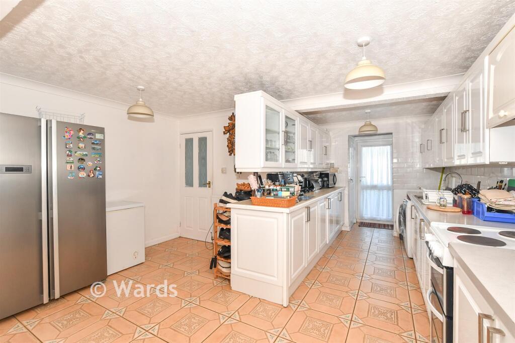 House in Tonbridge - More