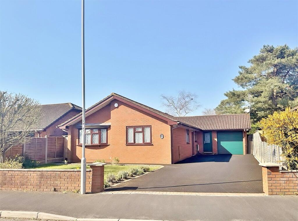 Main image of property: Woodlinken Way, Verwood, Dorset, BH31