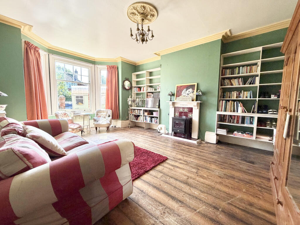 Pellhurst Road, Ryde, PO33 - View 5