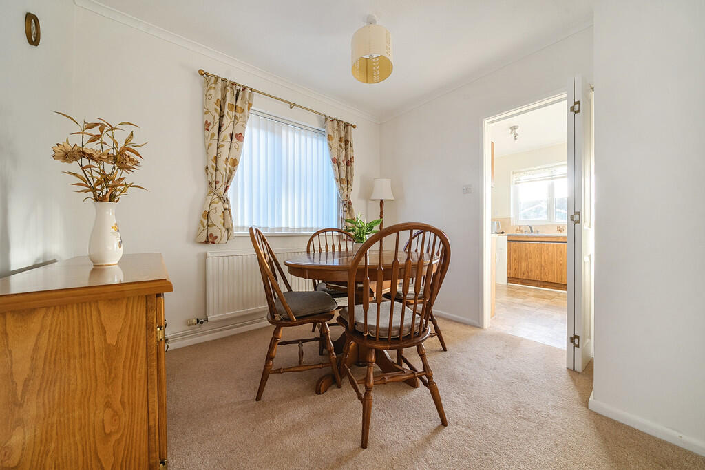 Edinburgh Road, Holt, Norfolk photo 4
