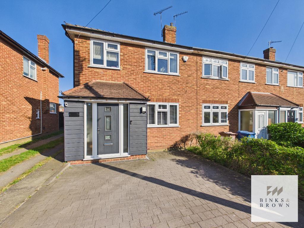 Main image of property: Rosevalley Crescent, Stanford Le Hope, Essex, SS17 8EH
