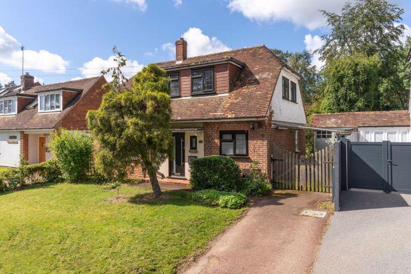 Main image of property: College Road, Hoddesdon