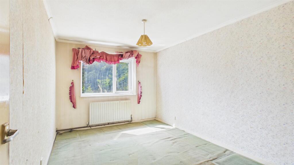 Apartment in Enfield - More