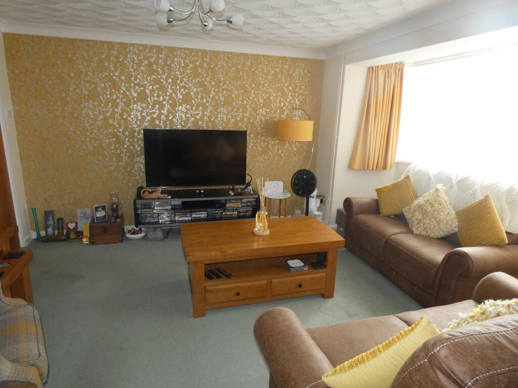 House in Swansea, Coedffranc - View 3