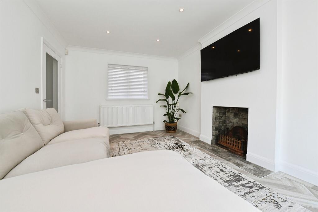 Attwell Mews, Benfleet – pohled 4