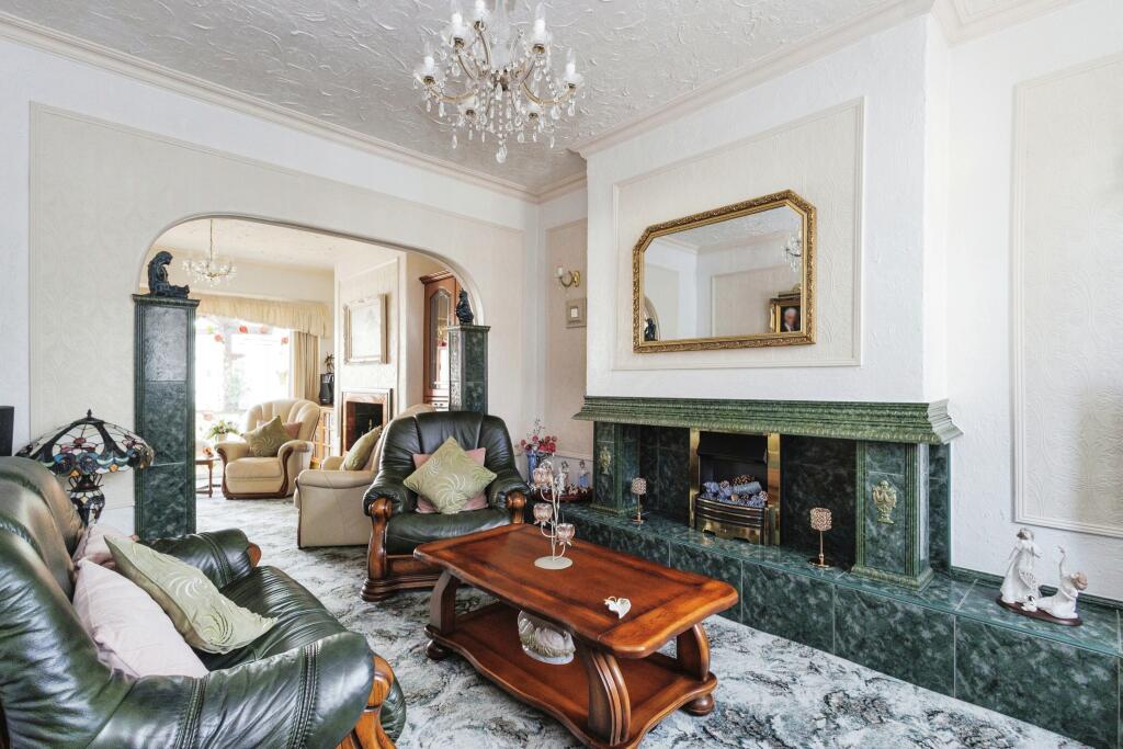 House in Stockport, Heaton Norris, Cheadle Heath - View 2
