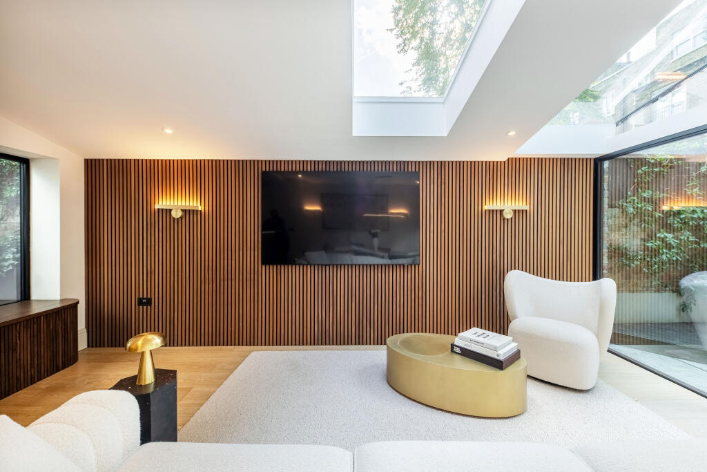 Apartment in London, Kensal Town, Maida Hill - View 2