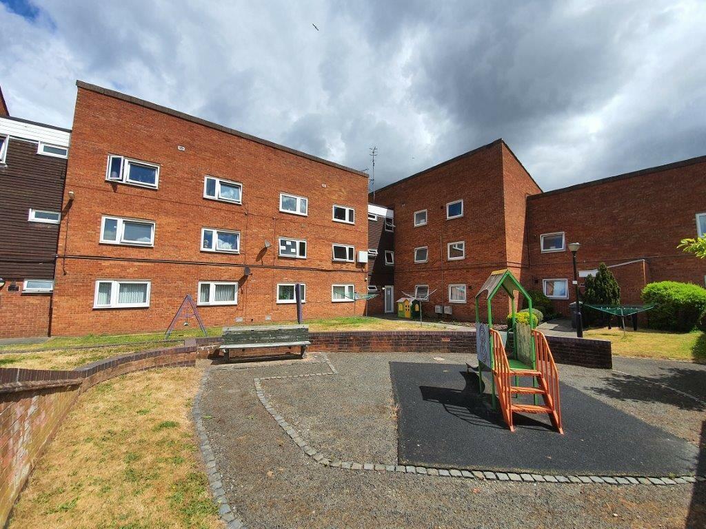 1-bed flat on Wellington Close , £99,500