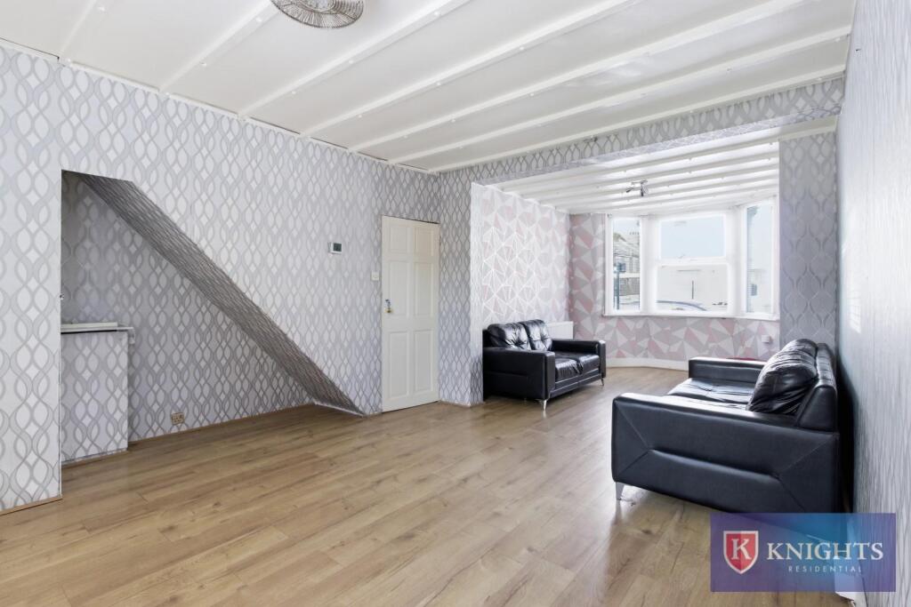 House in London - View 3
