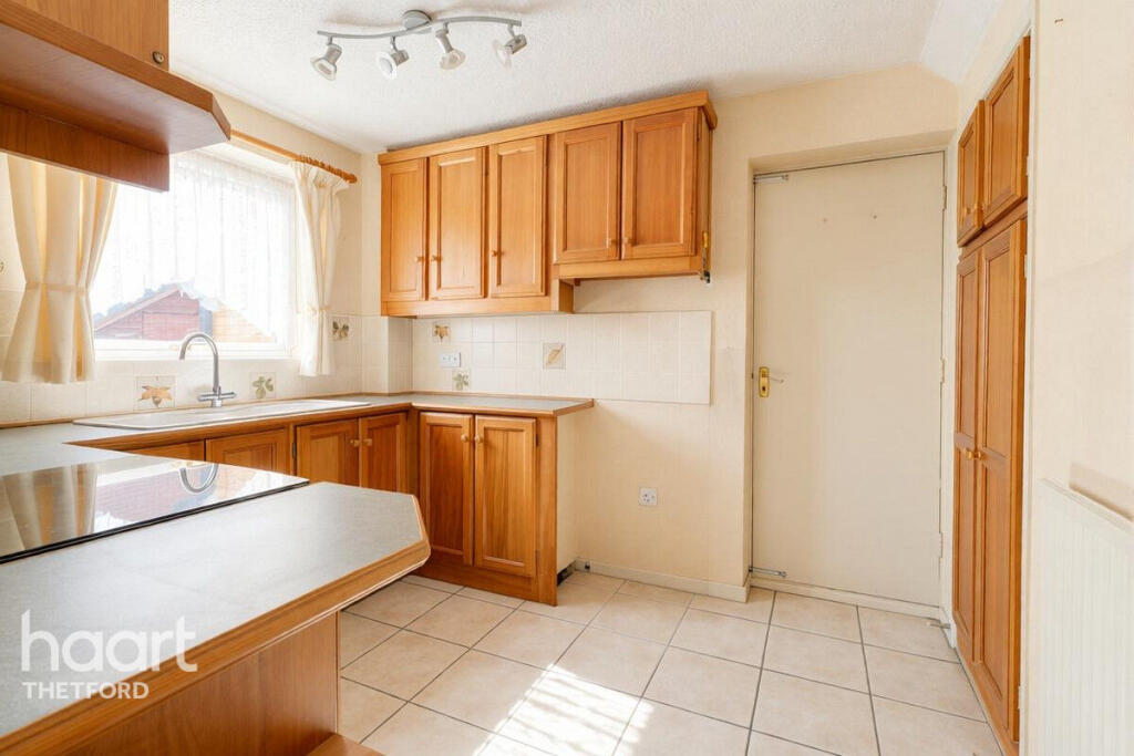 House in Ipswich - View 5