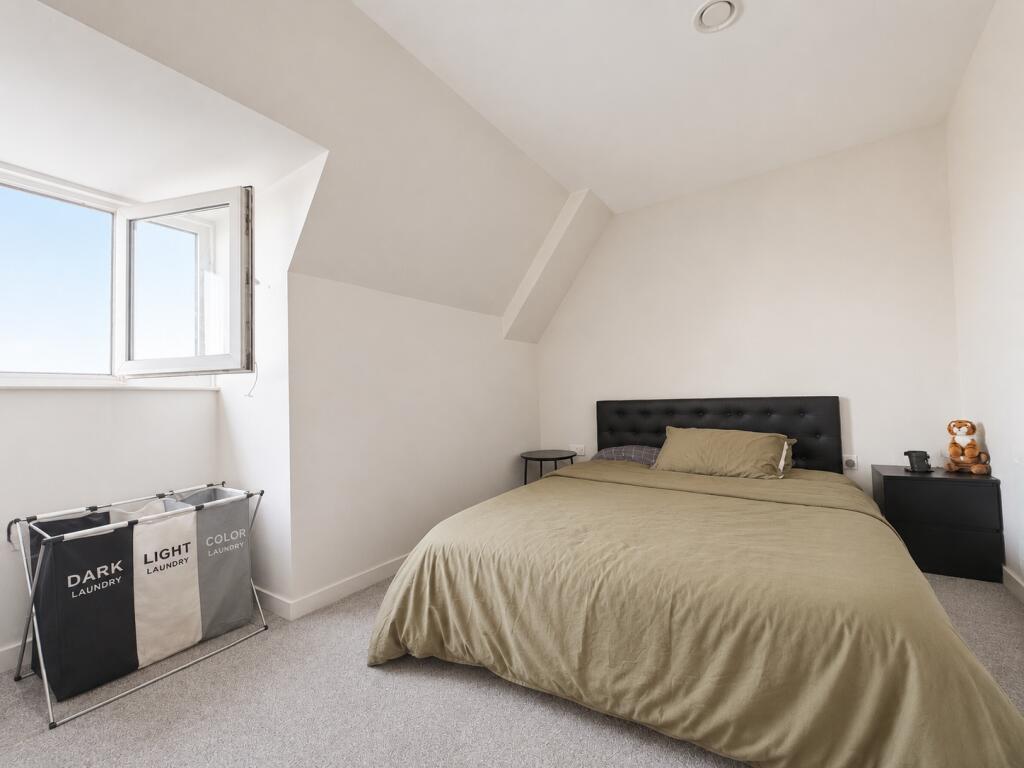Apartment in Tonbridge - View 5