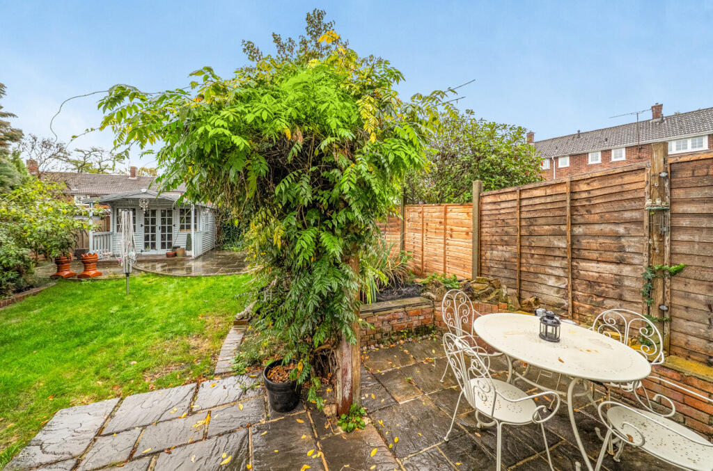 House in Bracknell - View 4