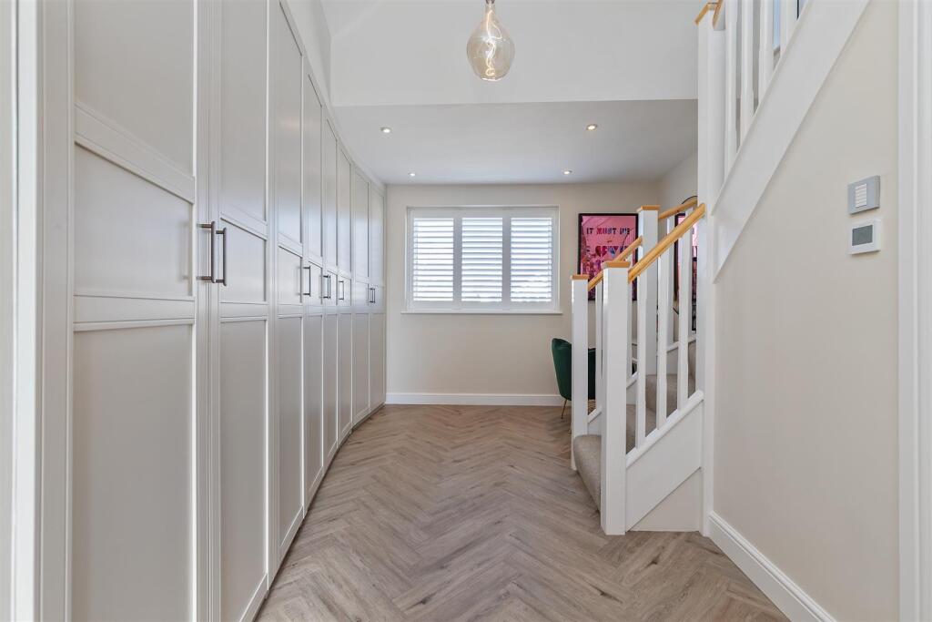 Additional image 15 of Selwyn Crescent, Ellenbrook