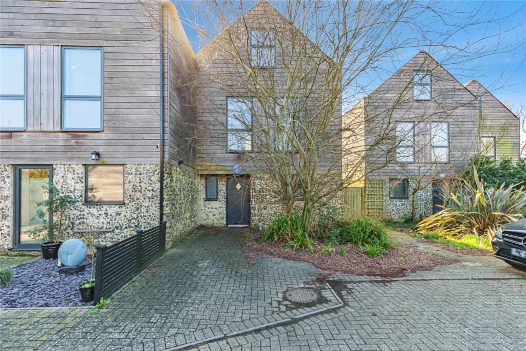 Main image of property: Fulbeck Avenue, Worthing, West Sussex, BN13