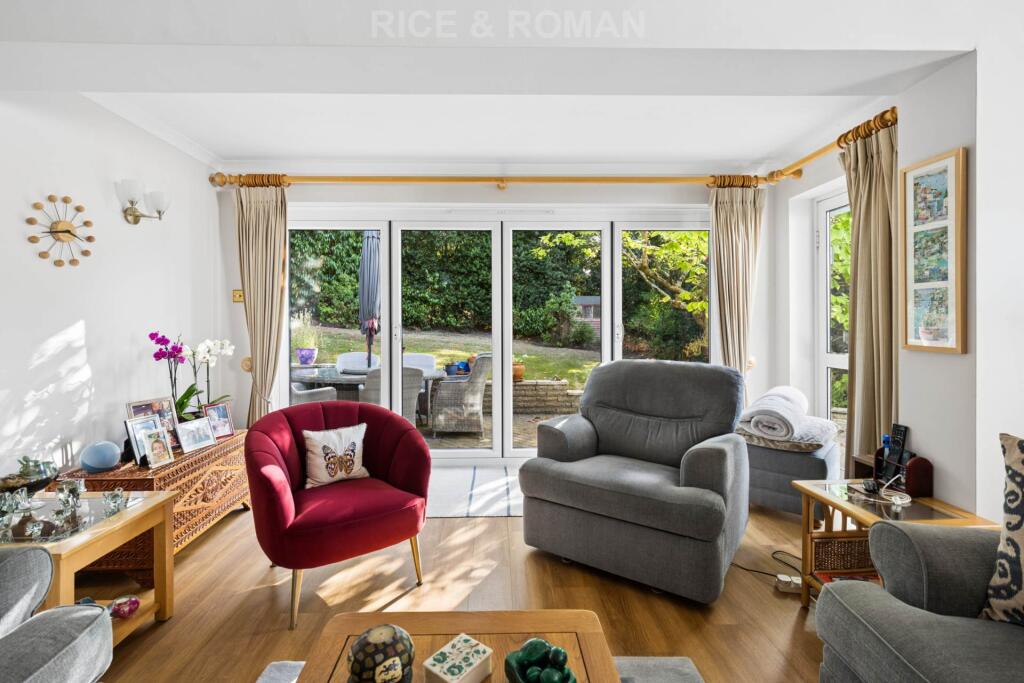 House in Guildford - View 5