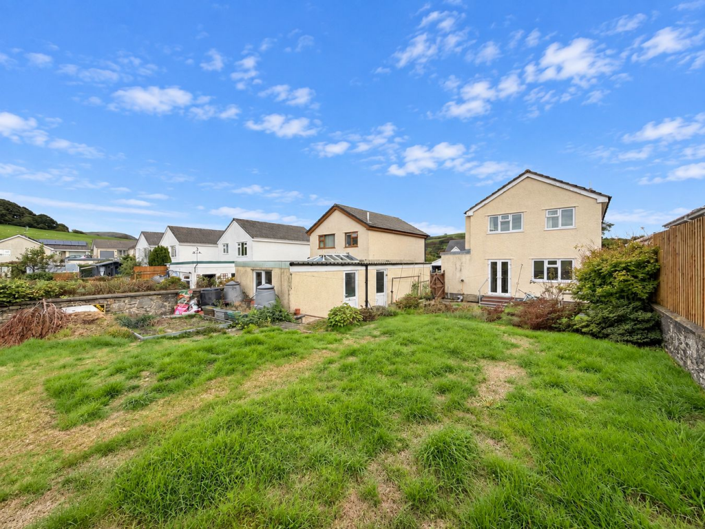 House in Shrewsbury - View 2