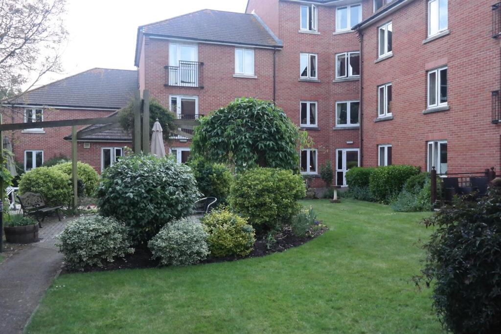 Stockbridge Road, Chichester - View 4