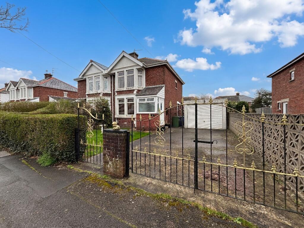 Main image of property: Colcot Road, Barry, CF62