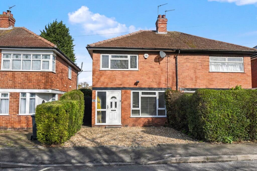 Main image of property: Bramcote Avenue, Beeston, NG9