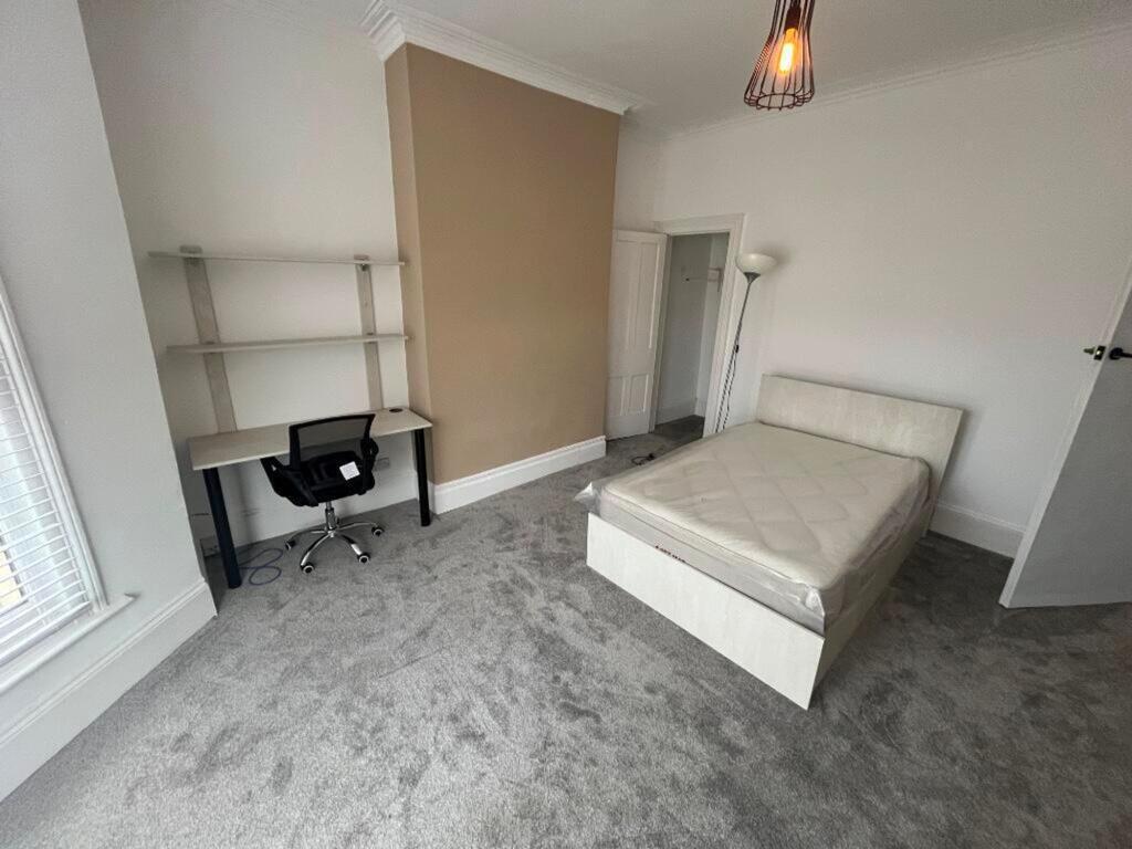 1 bedroom semi-detached house for rent