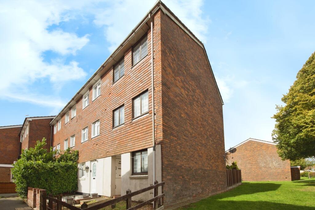 Main image of property: Hitchin Close, Romford, RM3