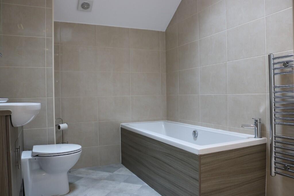 Main image of property: Flat 12 Park Avenue, Liverpool, Merseyside, L18