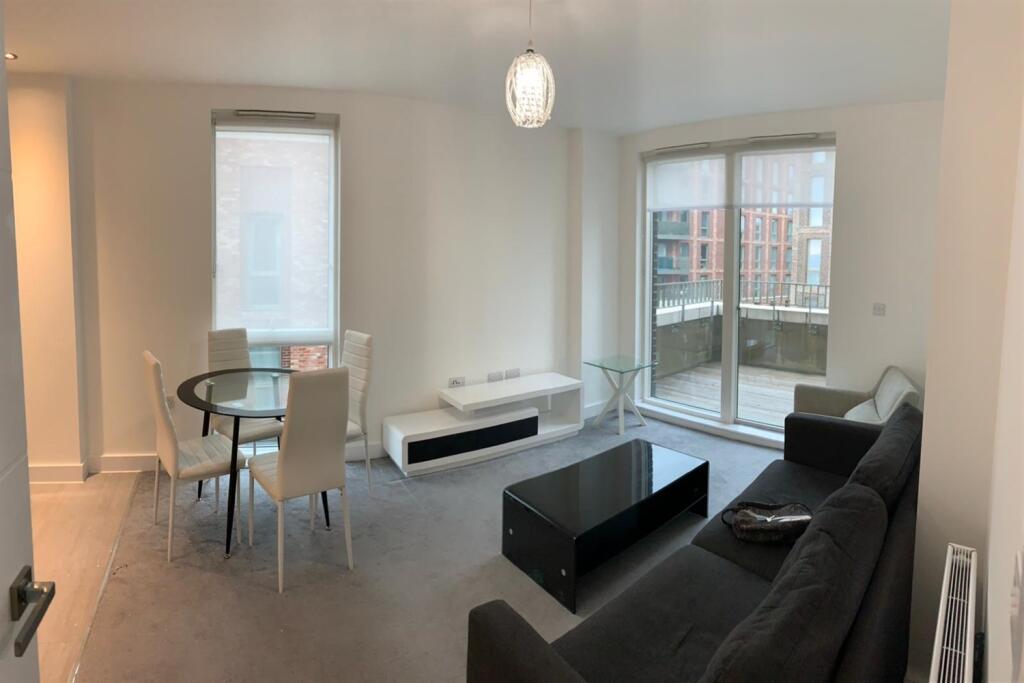 Apartment in London - View 3