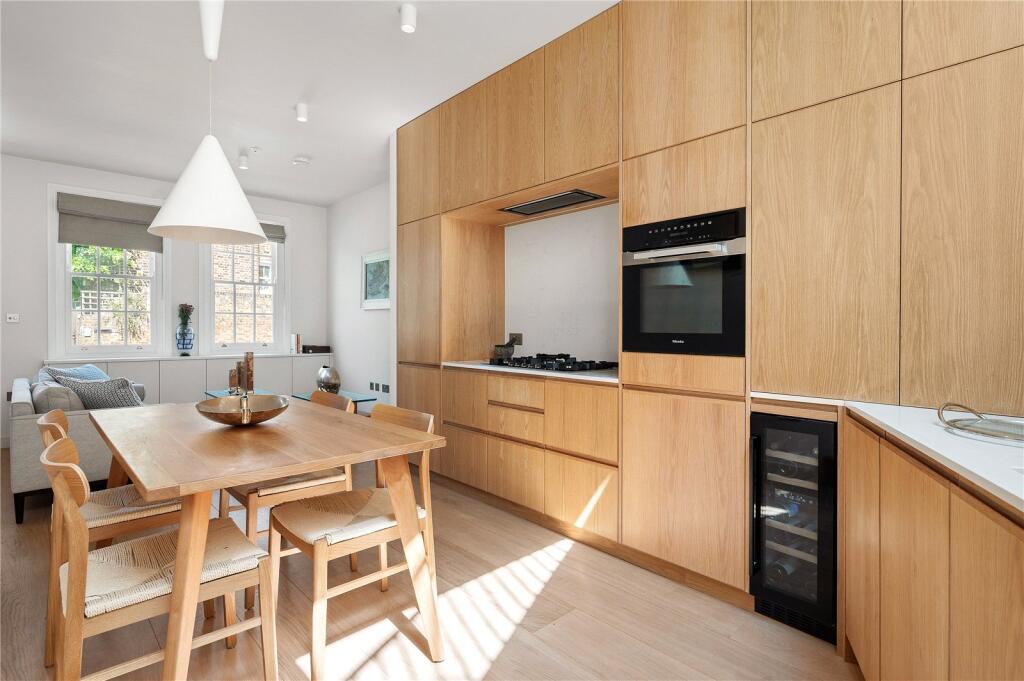 House in London, Angel, Barnsbury - More