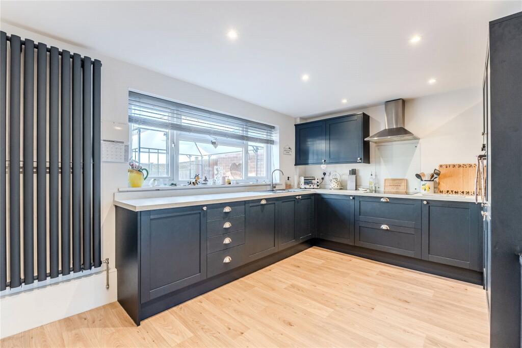 House in North Yorkshire, Harrogate - View 4