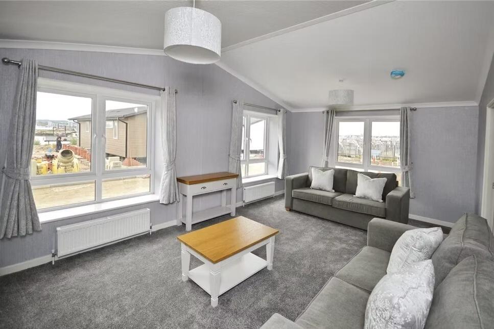 Two Bed Omar Image, Port Werburgh Park, Hoo St Werburgh, Rochester, Kent, ME3 9GR photo 2