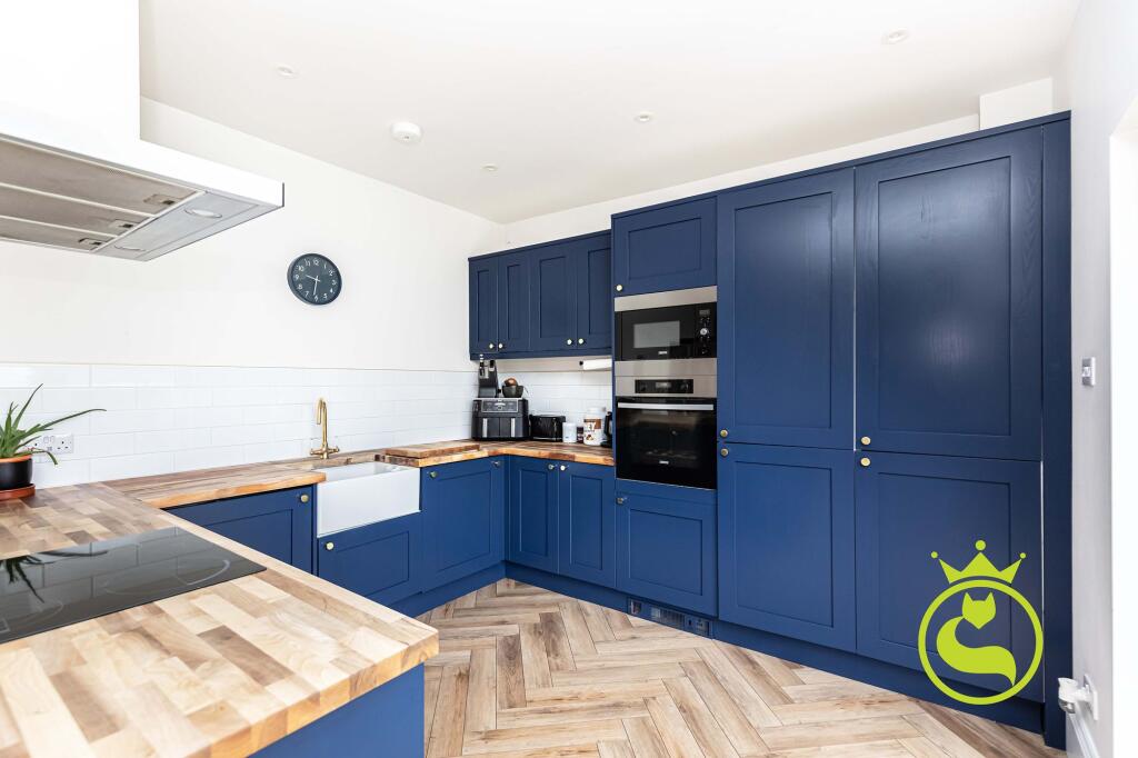 House in Poole, Upper Parkstone - More