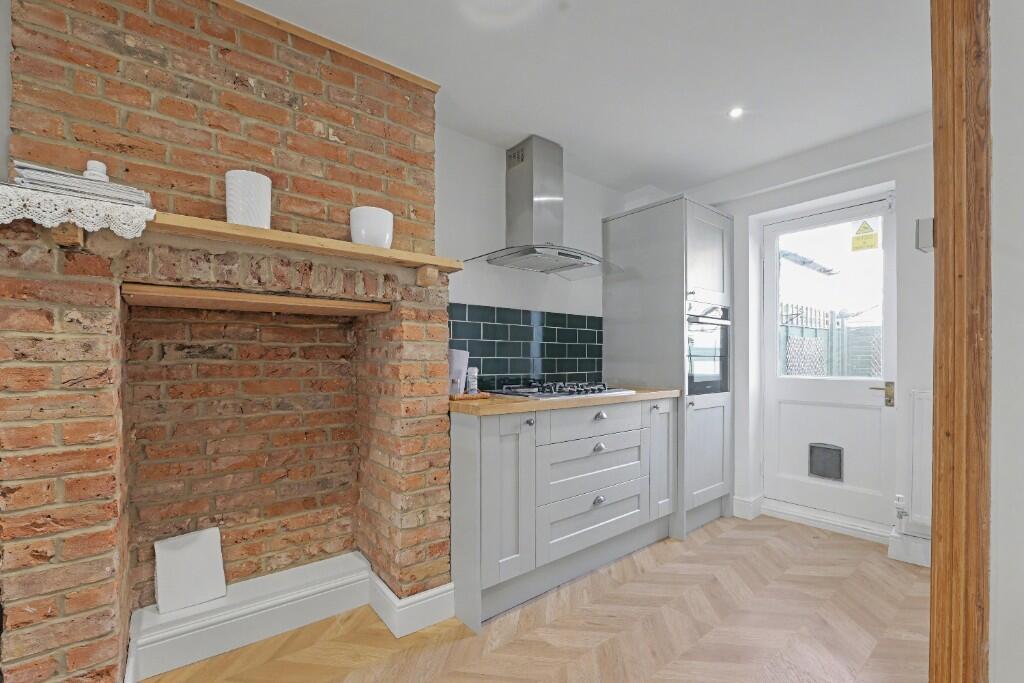 Main image of property: Southover Road, Bognor Regis, PO21