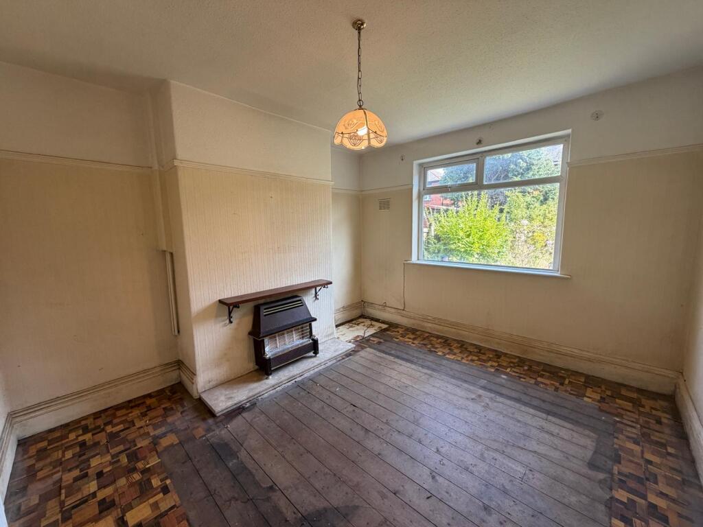 Hillcrest Drive, Levenshulme photo 4
