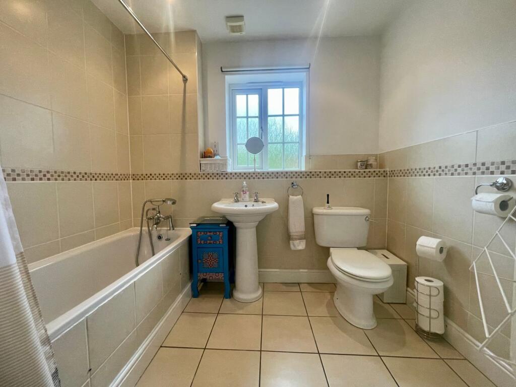 Osborne Heights, Warley, Brentwood, CM14 photo 5