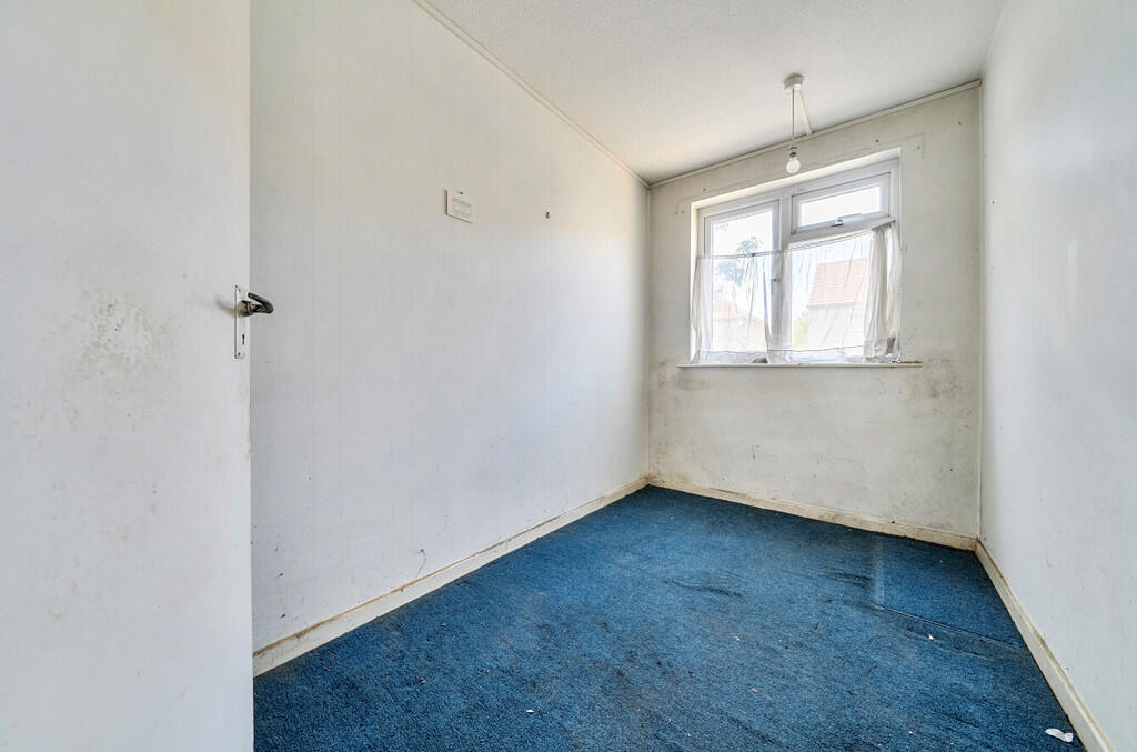 Apartment in Dartford - View 5