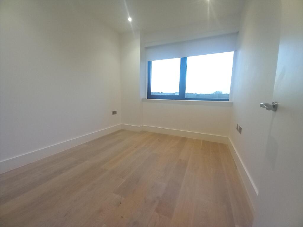 Apartment in Maidstone, Kent - View 4