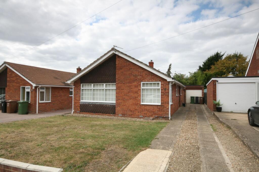 3-bed detached on Elm Drive, Garsington, OX44, £430,000
