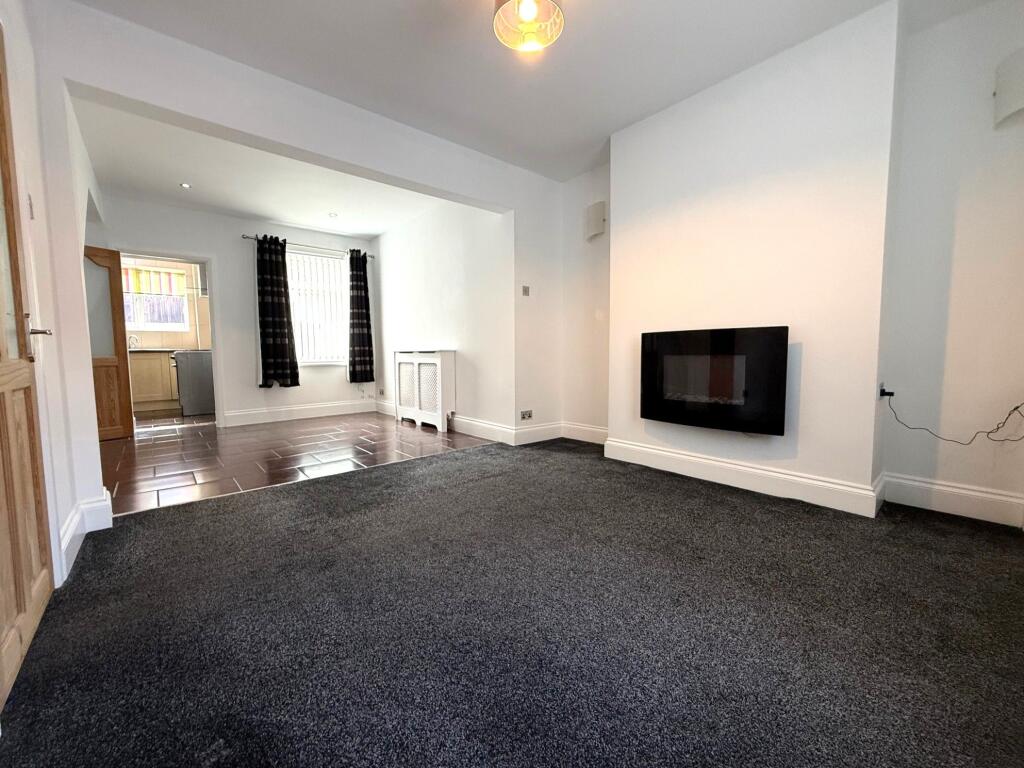 House in Durham - View 4