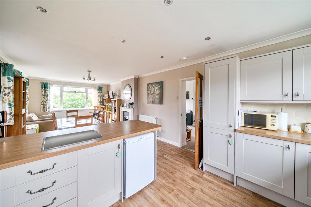 Coat Road, Martock, Somerset photo 4