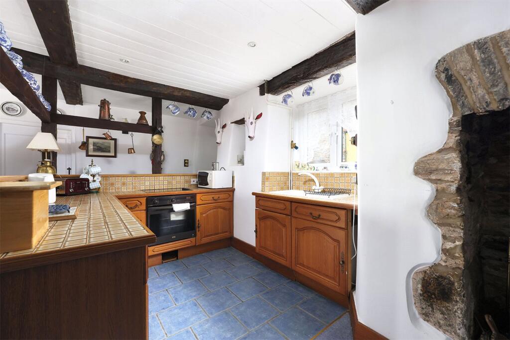House in Plymouth - View 4
