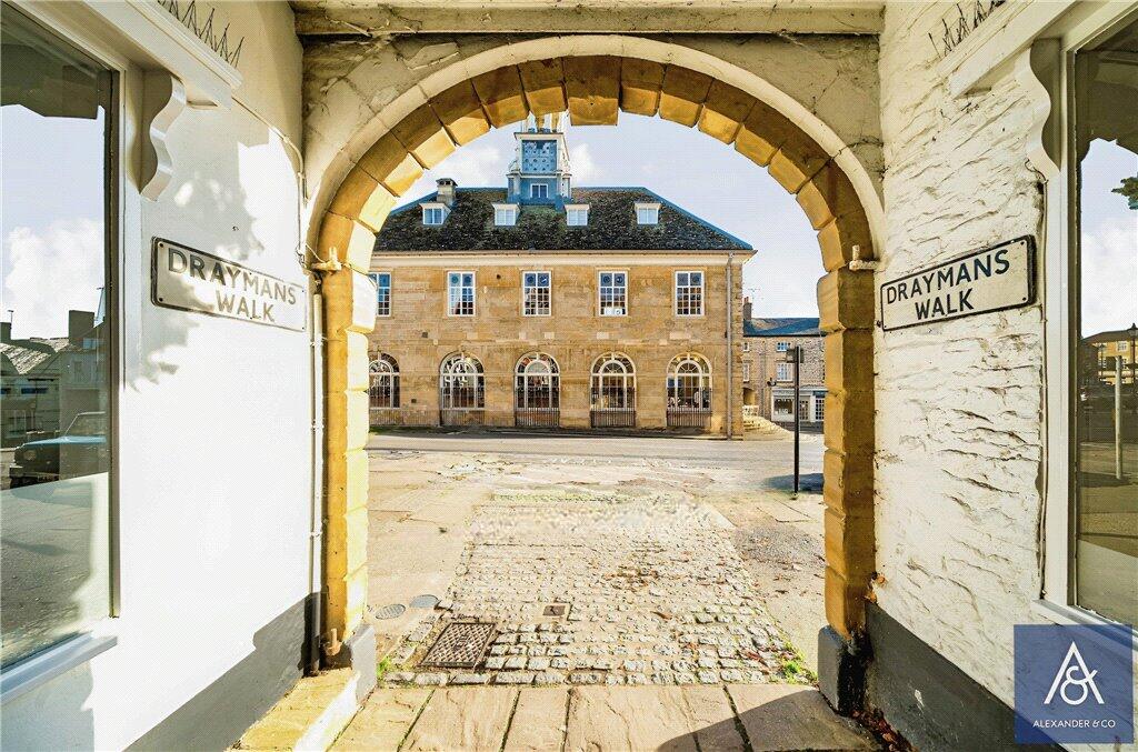 Draymans Walk, Brackley, Northamptonshire photo 2