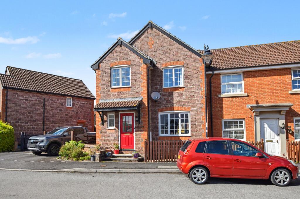 Main image of property: Cashford Gate, Taunton, Somerset, TA2