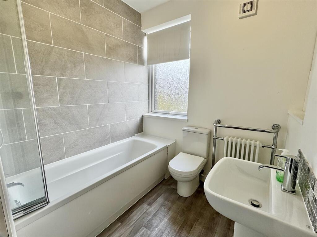 House in Barnsley, South Yorkshire - View 4