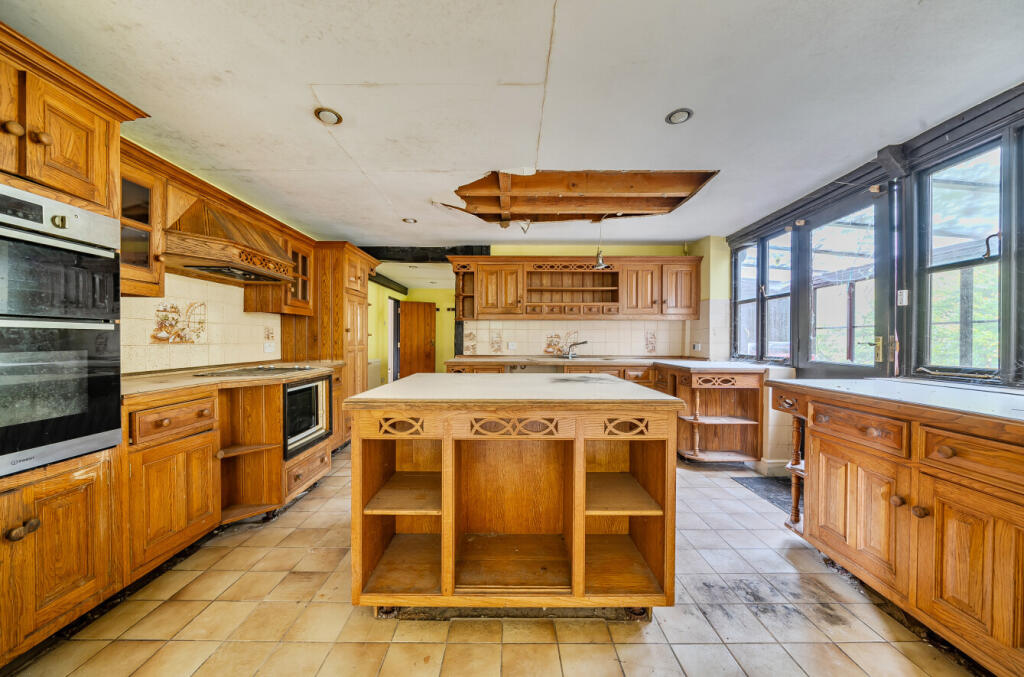 Botley Road, Curbridge, Hampshire, SO30 photo 3