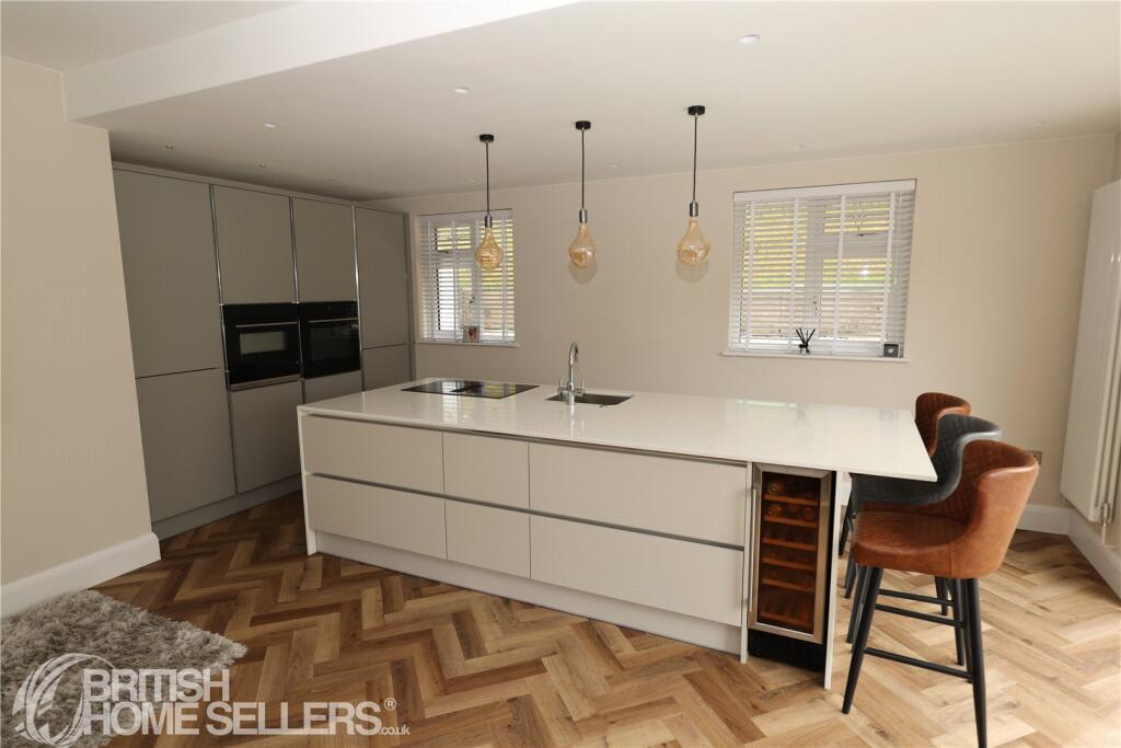 House in Swansea - View 4