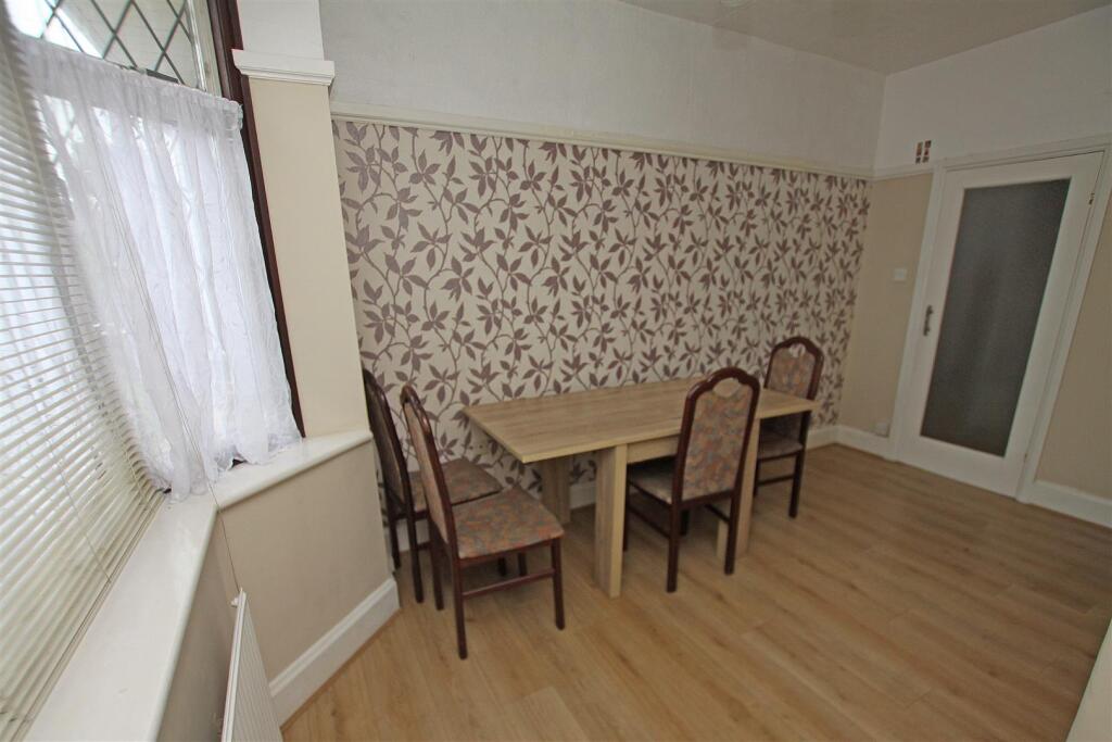 House in Throop, Moordown, Bournemouth - View 4
